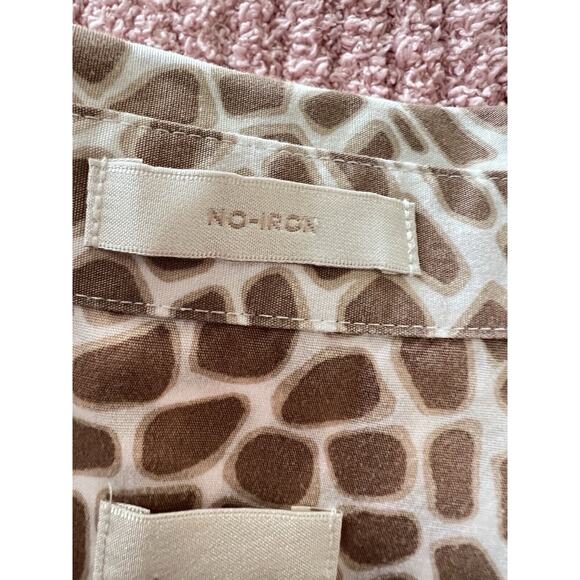 Chico's No Iron Tan White Animal Polka Squares Collared Top Size 2 L Button Up - Picture 4 of 9